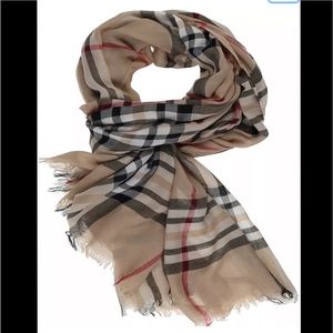 V. FRAAS Tan and Black Scarf Women's Signature Plaid Lightweight Evening Wrap